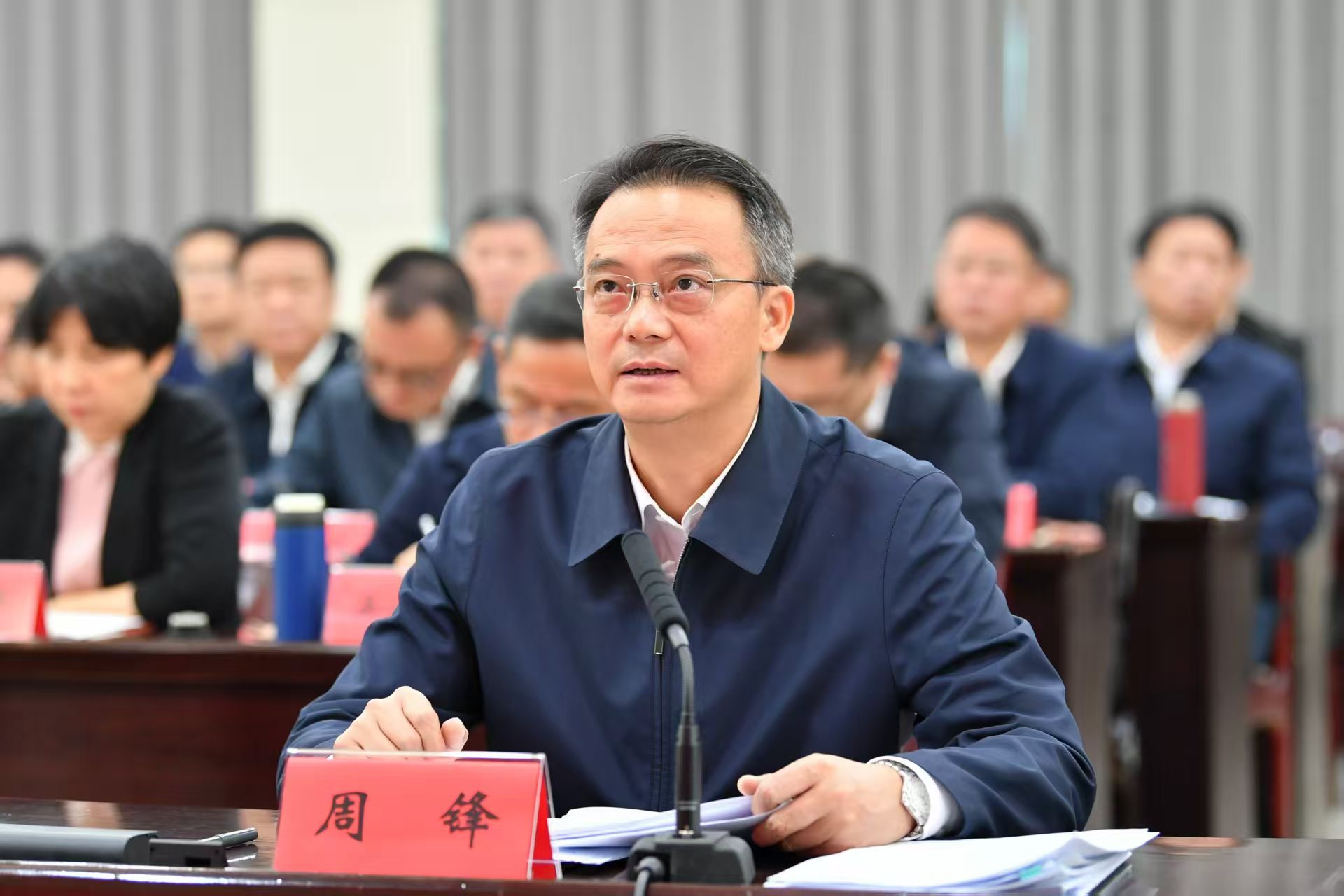 周锋在全市防汛抗旱工作会议上强调 抓实抓细防汛抗旱各项工作举措 确保江河安澜社会安定人民安宁 - 咸宁市水利和湖泊局门户网站
